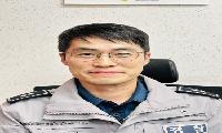 ,호흡곤란으로 파출소도움 요청<br>하임리히법으로 극적 구조